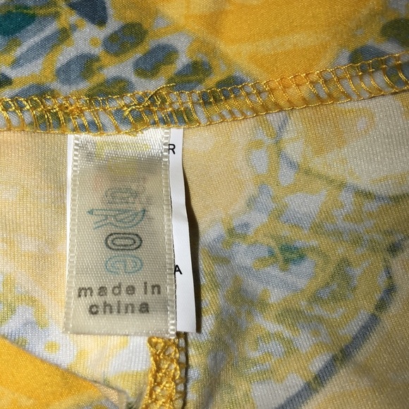 Lularoe one size flip cell phones yellow leggings - Picture 3 of 7